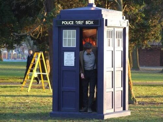 Illustration for article titled More Doctor Who Soccer Set Pics!